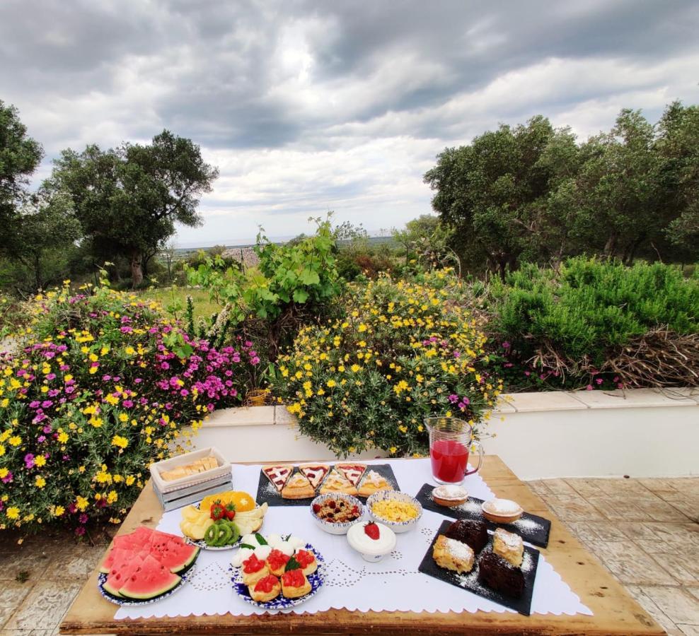 Mareulivi Bed & Breakfast ออสตูนี ภายนอก รูปภาพ