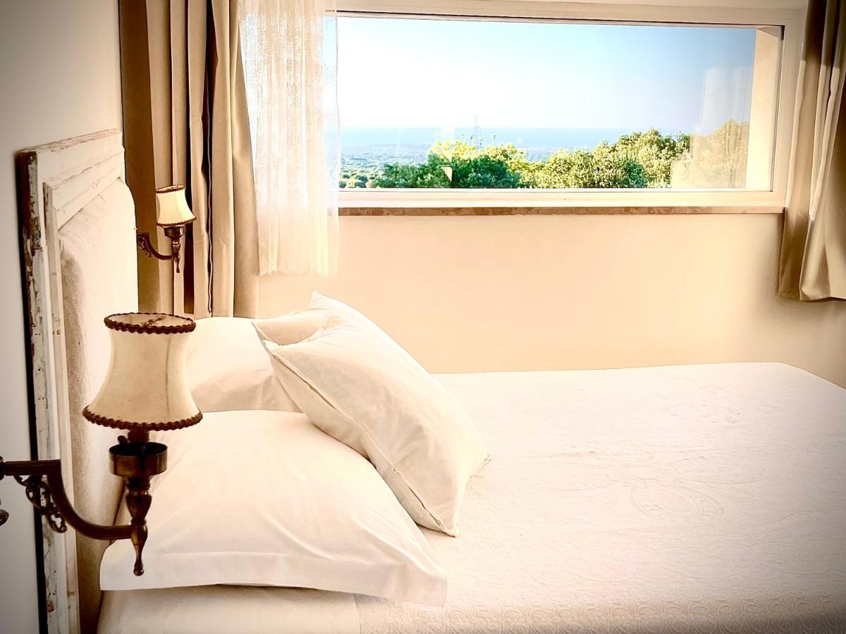 Mareulivi Bed & Breakfast ออสตูนี ภายนอก รูปภาพ