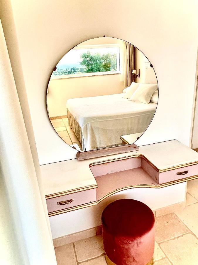 Mareulivi Bed & Breakfast ออสตูนี ภายนอก รูปภาพ