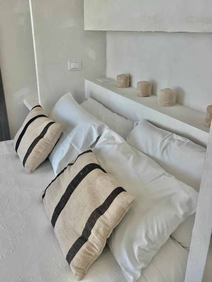 Mareulivi Bed & Breakfast ออสตูนี ภายนอก รูปภาพ
